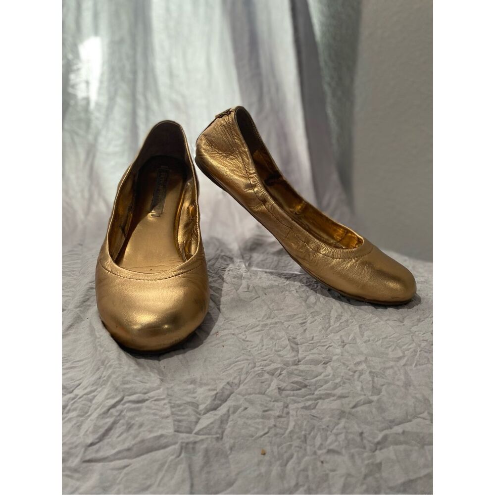 BCBG Maxazria gold leather ballerina flats round toe ladies SZ 8-8 1/2 so cute f